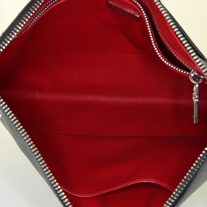 Prada Pouch in black safiano leather - Detail D2