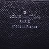 Sac/pochette Louis Vuitton Twist en cuir épi noir - Detail D3 thumbnail
