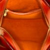Borsa Louis Vuitton Pont Neuf in pelle Epi marrone - Detail D2 thumbnail