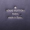 Bolso de mano Louis Vuitton Phenix modelo mediano en lona Monogram marrón y cuero negro - Detail D4 thumbnail