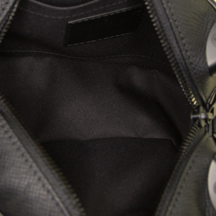 Malle Louis Vuitton Petite Malle en cuir noir et multicolore - Detail D2