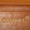 Bolso/bolsito Chanel Mademoiselle en piel de lagarto color coñac - Detail D3 thumbnail