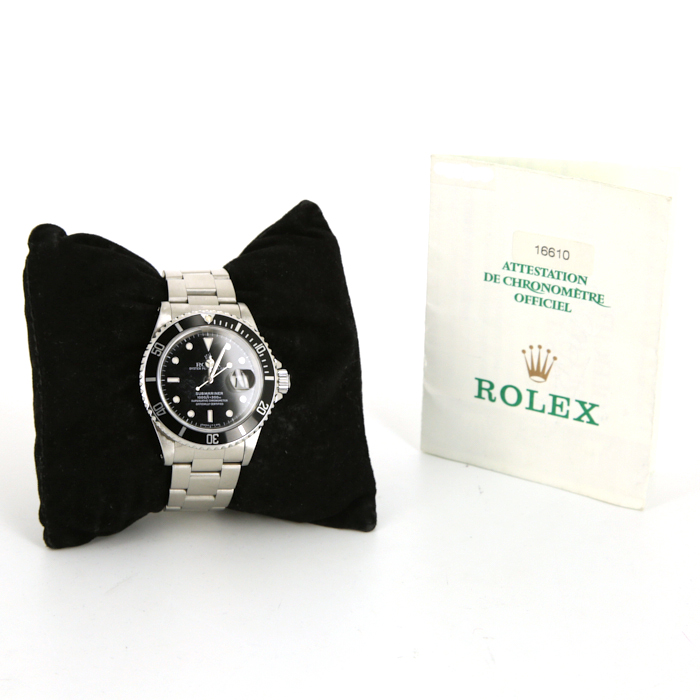 Montre Rolex Submariner Date en acier Ref :  16610 Vers  1993 - Detail D2