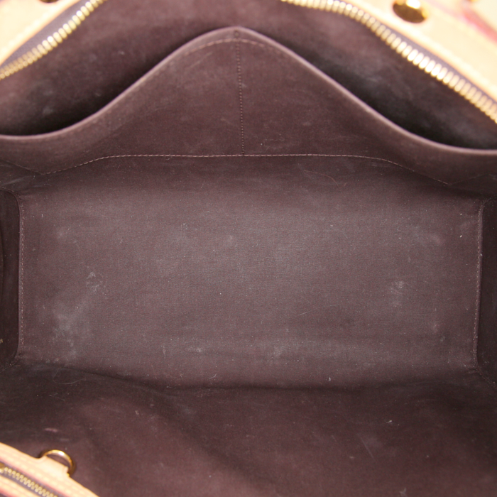Louis Vuitton Brea handbag in burgundy patent leather and natural leather - Detail D3