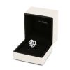 Sortija Chanel Camélia Fil modelo mediano en oro blanco y diamantes - Detail D2 thumbnail