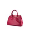 Bolso de mano Louis Vuitton Soufflot MM en cuero Epi color frambuesa - 00pp thumbnail