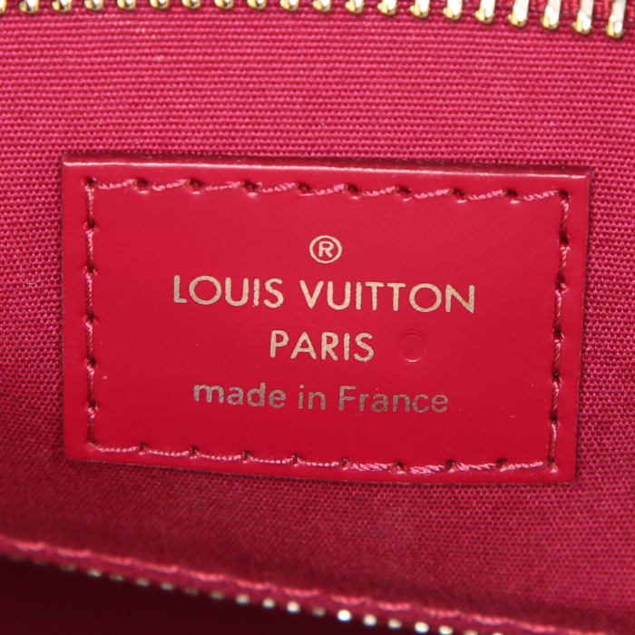 Louis Vuitton Soufflot MM handbag in raspberry pink epi leather - Detail D4