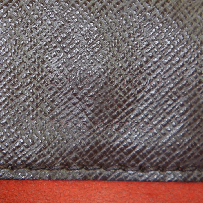 Sac bandoulière Louis Vuitton Pimlico en toile damier ébène et cuir marron - Detail D3