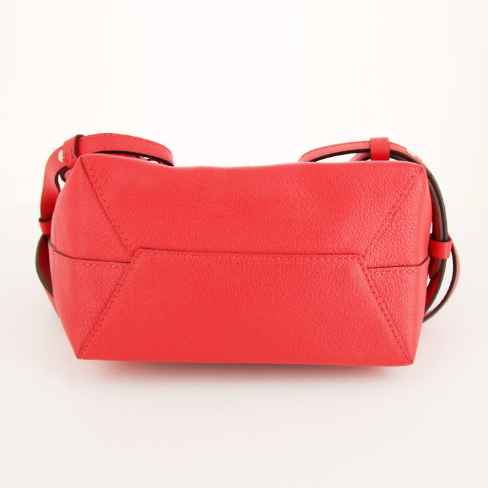 Mochila Louis Vuitton Lockme en cuero rojo - Detail D4