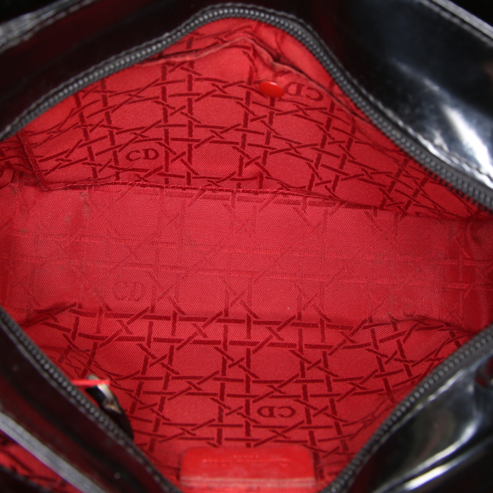 Dior Cannage bag worn on the shoulder or carried in the hand in black canvas and leather - Detail D2