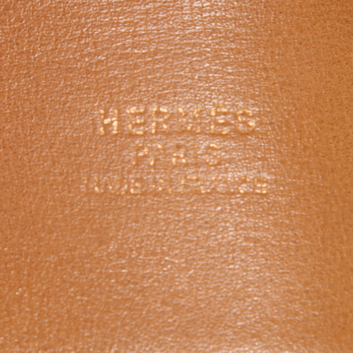 Cinturón Hermes Médor en cuero Courchevel azul marino - Detail D1