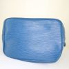 Louis Vuitton grand Noé shopping bag in blue epi leather - Detail D4 thumbnail