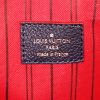 Sac bandoulière Louis Vuitton Metis en cuir monogram empreinte bleu-marine et jonc rouge - Detail D3 thumbnail