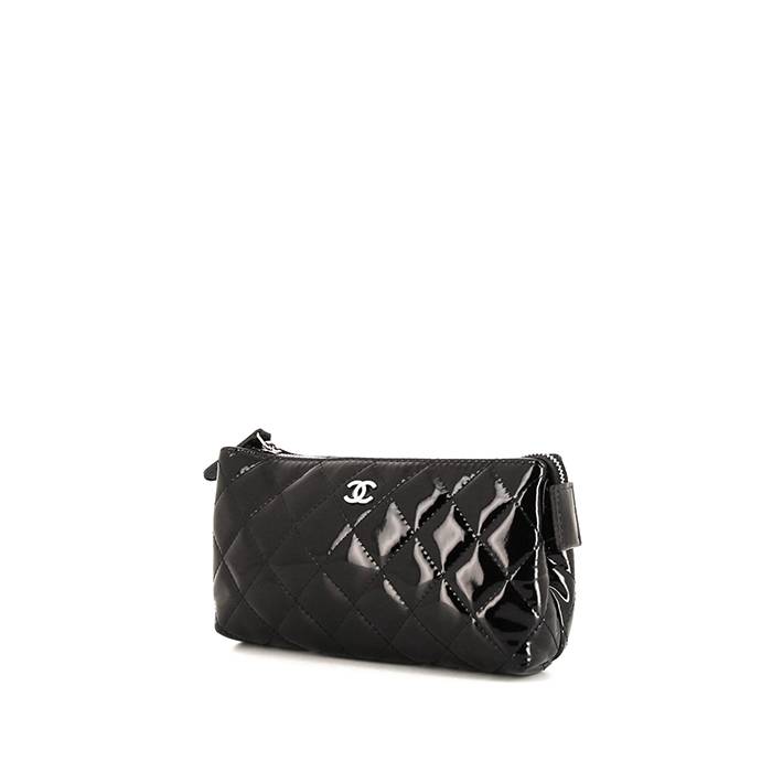 sac pochette chanel trousse en cuir matelasse