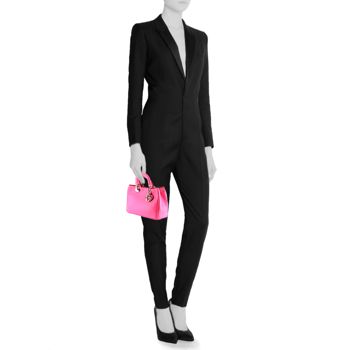 Shopping bag Dior Diorissimo modello piccolo in pelle martellata rosa - Detail D1
