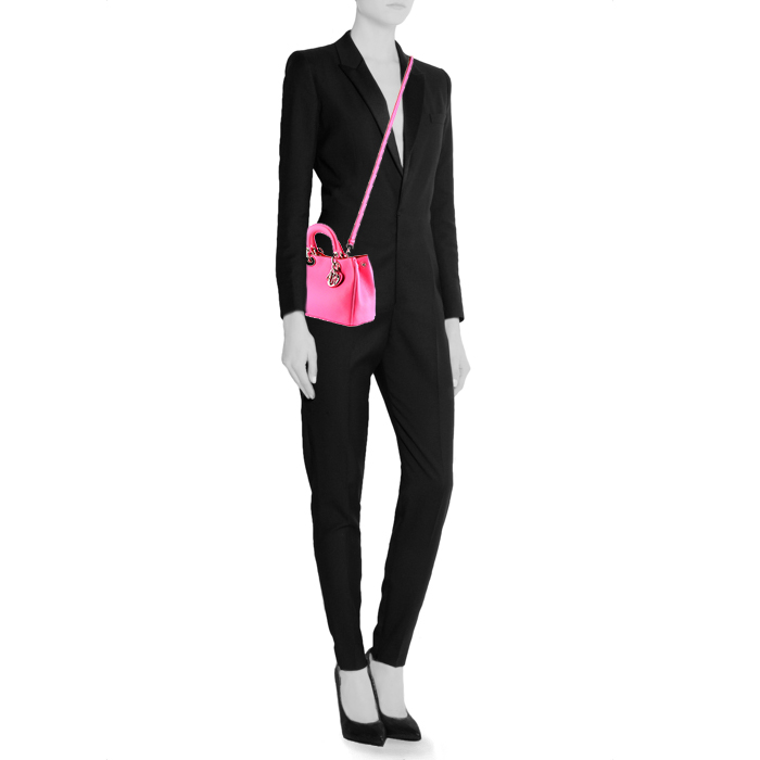 Shopping bag Dior Diorissimo modello piccolo in pelle martellata rosa - Detail D2