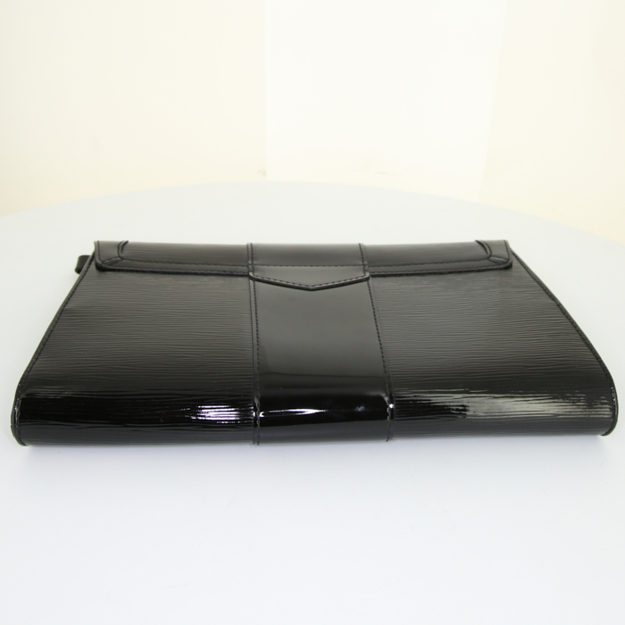 Louis Vuitton Beverly handbag in black patent epi leather - Detail D4