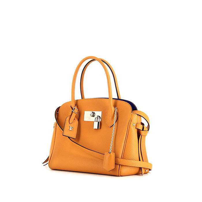 Louis Vuitton - Authenticated Milla Handbag - Leather White Plain for Women, Very Good Condition