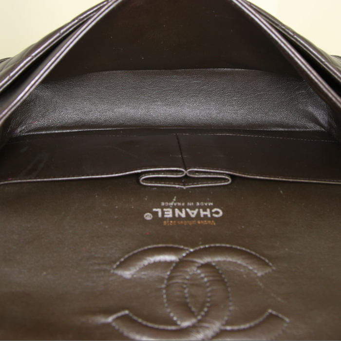 Borsa da spalla o a mano Chanel Timeless Classic in pelle trapuntata tricolore bordeaux marrone e nera - Detail D3