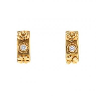 Paire de boucles d'oreilles Chanel 3 symboles en or jaune et diamants