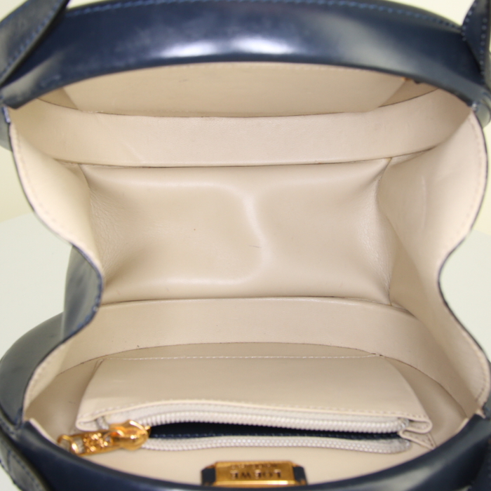 Loewe shoulder bag in dark blue leather - Detail D3