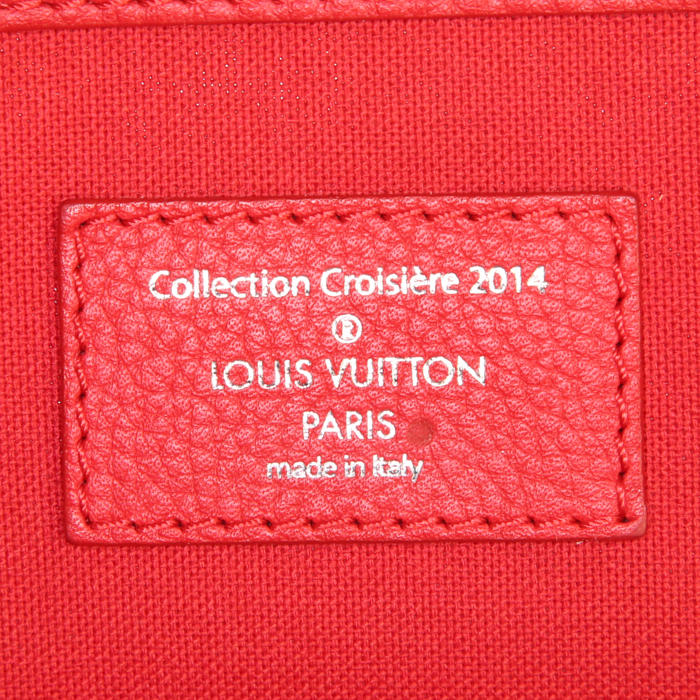 Sac porté épaule ou main Louis Vuitton Croisière en cuir grainé rouge - Detail D4