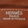 Bolso de fin de semana Hermès Relax Kelly en cuero swift color oro - Detail D4 thumbnail
