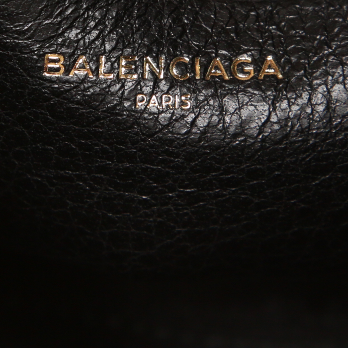 Bolso de mano Balenciaga Bazar shopper en cuero tricolor azul, rojo y blanco - Detail D4