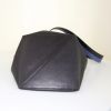 Hermès Licol shoulder bag in black leather - Detail D5 thumbnail