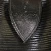 Sac de voyage Louis Vuitton Keepall 60 cm en cuir épi noir - Detail D3 thumbnail