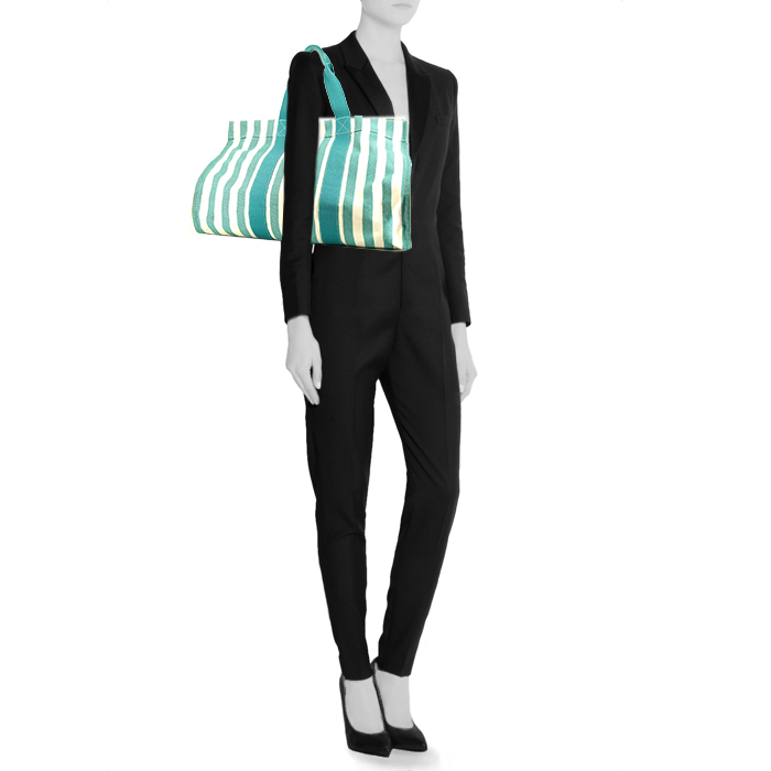 Sac cabas Hermes Cannes grand modèle en toile bicolore blanche et turquoise - Detail D1