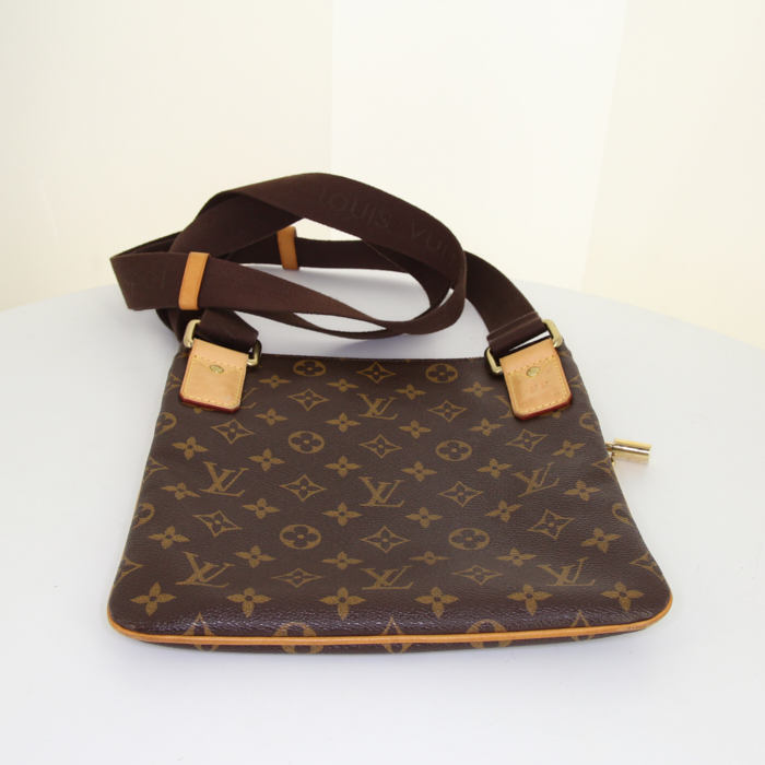 Louis Vuitton Valmy shoulder bag in brown monogram canvas and natural leather - Detail D4