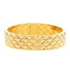 Chanel Matelassé large model bracelet in yellow gold - 00pp thumbnail
