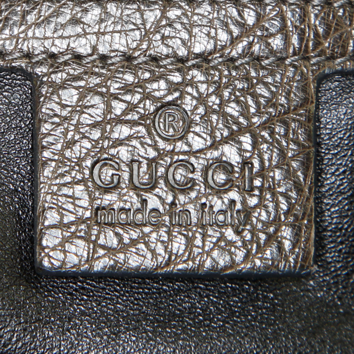 Gucci 1973 handbag in brown ostrich leather - Detail D3