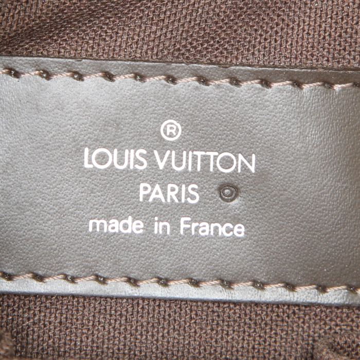 Louis Vuitton Kazbek shopping bag in brown taiga leather and brown leather - Detail D3