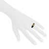 Van Cleef & Arpels 1970's ring in yellow gold,  onyx and diamonds - Detail D1 thumbnail