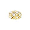 Sortija abombada Chanel Baroque ancha en oro amarillo y perlas - 00pp thumbnail