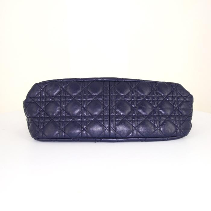 Bolso de mano Dior New Look en cuero cannage azul marino - Detail D4