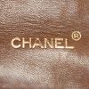 Bolso para llevar al hombro o en la mano Chanel Vintage en cuero acolchado marrón - Detail D4 thumbnail