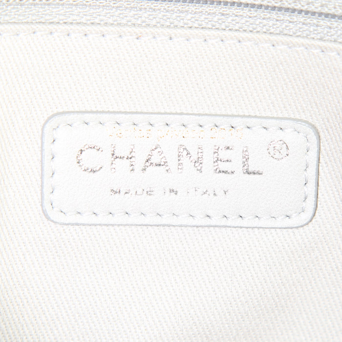 Borsa Chanel Timeless in pelle trapuntata tricolore blu grigia e marrone - Detail D3