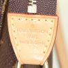 Pochette Louis Vuitton Pochette accessoires in tela monogram marrone e pelle naturale - Detail D4 thumbnail