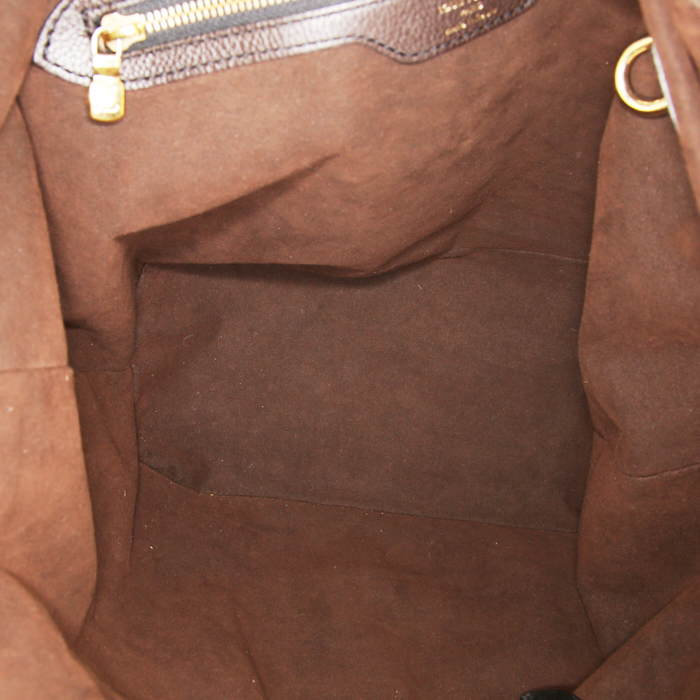 Bolso de mano Louis Vuitton L en cuero mahina marrón - Detail D2