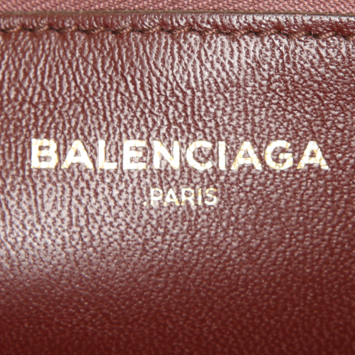 Balenciaga shoulder bag in burgundy leather - Detail D4