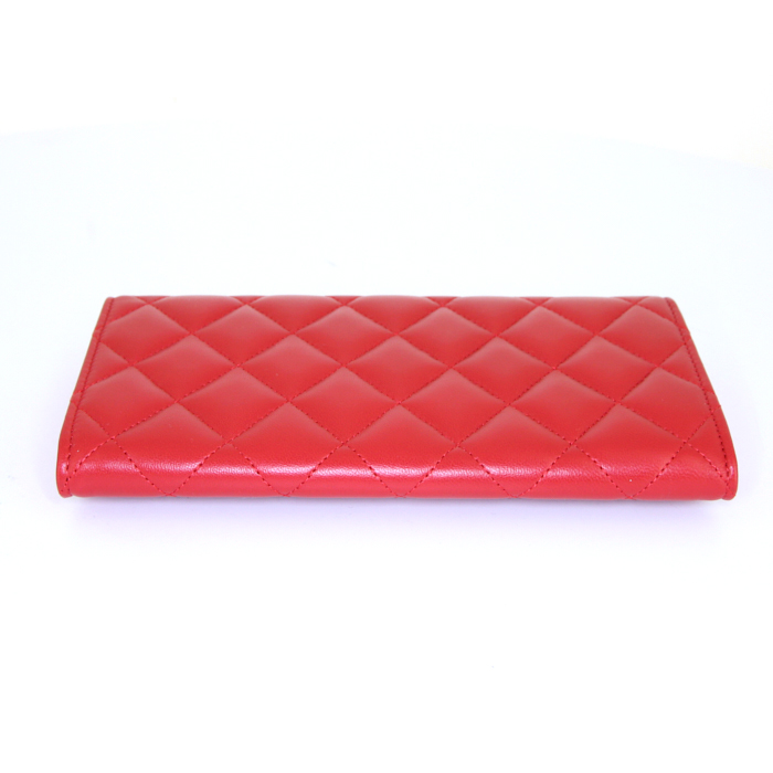 Chanel wallet in red quilted leather - Detail D4