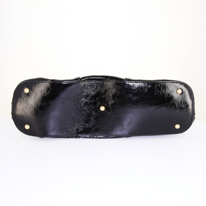 Yves Saint Laurent Muse large model handbag in black patent leather - Detail D4