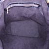 Louis Vuitton grand Noé shopping bag in black epi leather - Detail D2 thumbnail