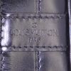 Louis Vuitton grand Noé shopping bag in black epi leather - Detail D3 thumbnail