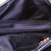 Bolso de mano Dior Saddle en cuero granulado negro - Detail D2 thumbnail
