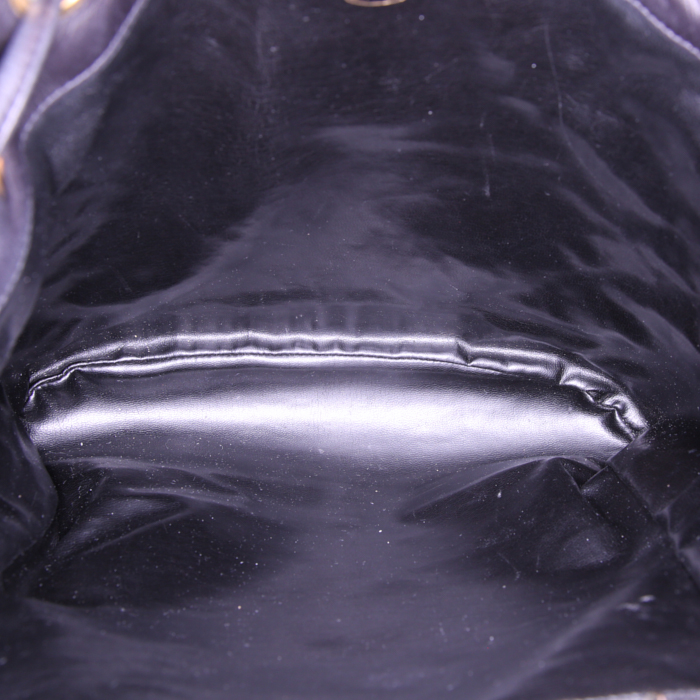 Mochila Chanel Vintage en cuero acolchado negro - Detail D2