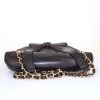 Mochila Chanel Vintage en cuero acolchado negro - Detail D4 thumbnail